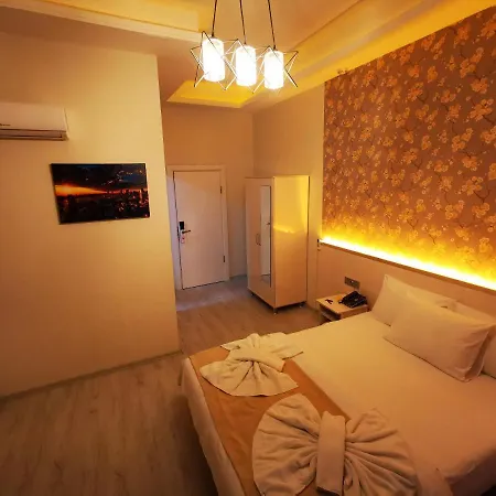 La Casa De Taksim מלון 2*